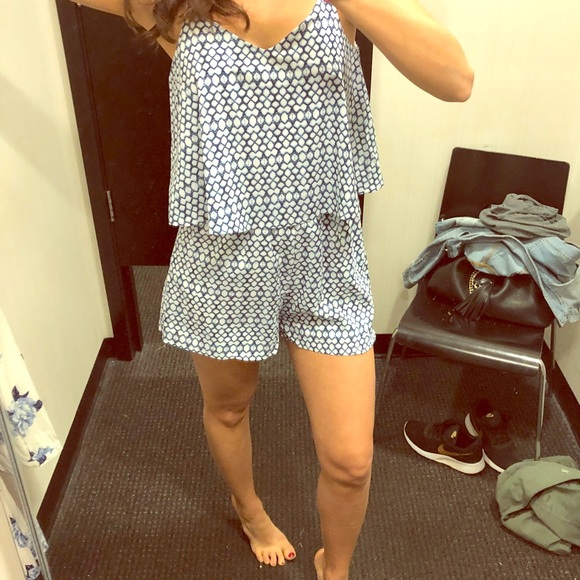 BB Dakota Romper. NWT!! - Picture 3 of 5